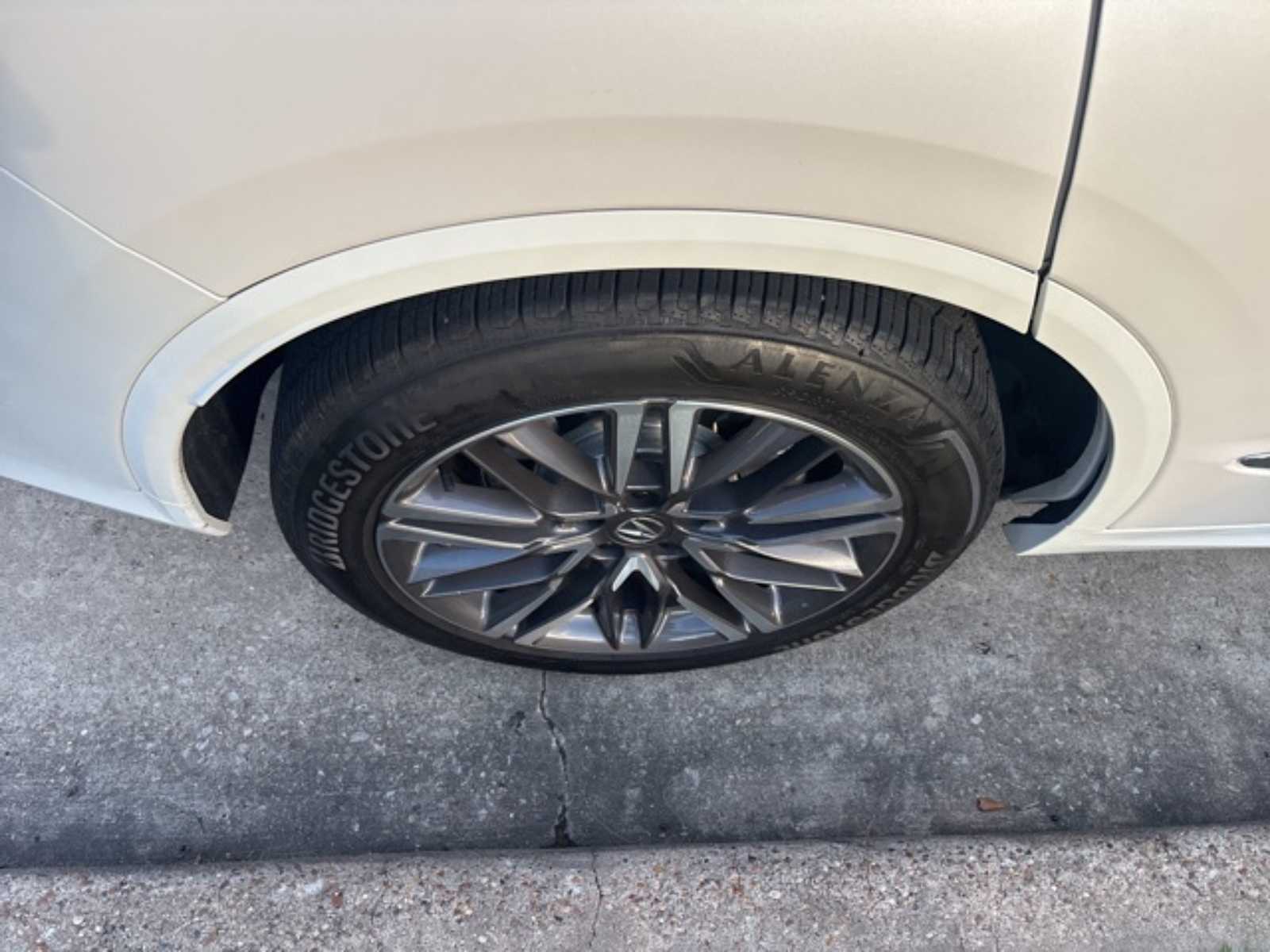 Thumbnail: 2025 Acura MDX - 8