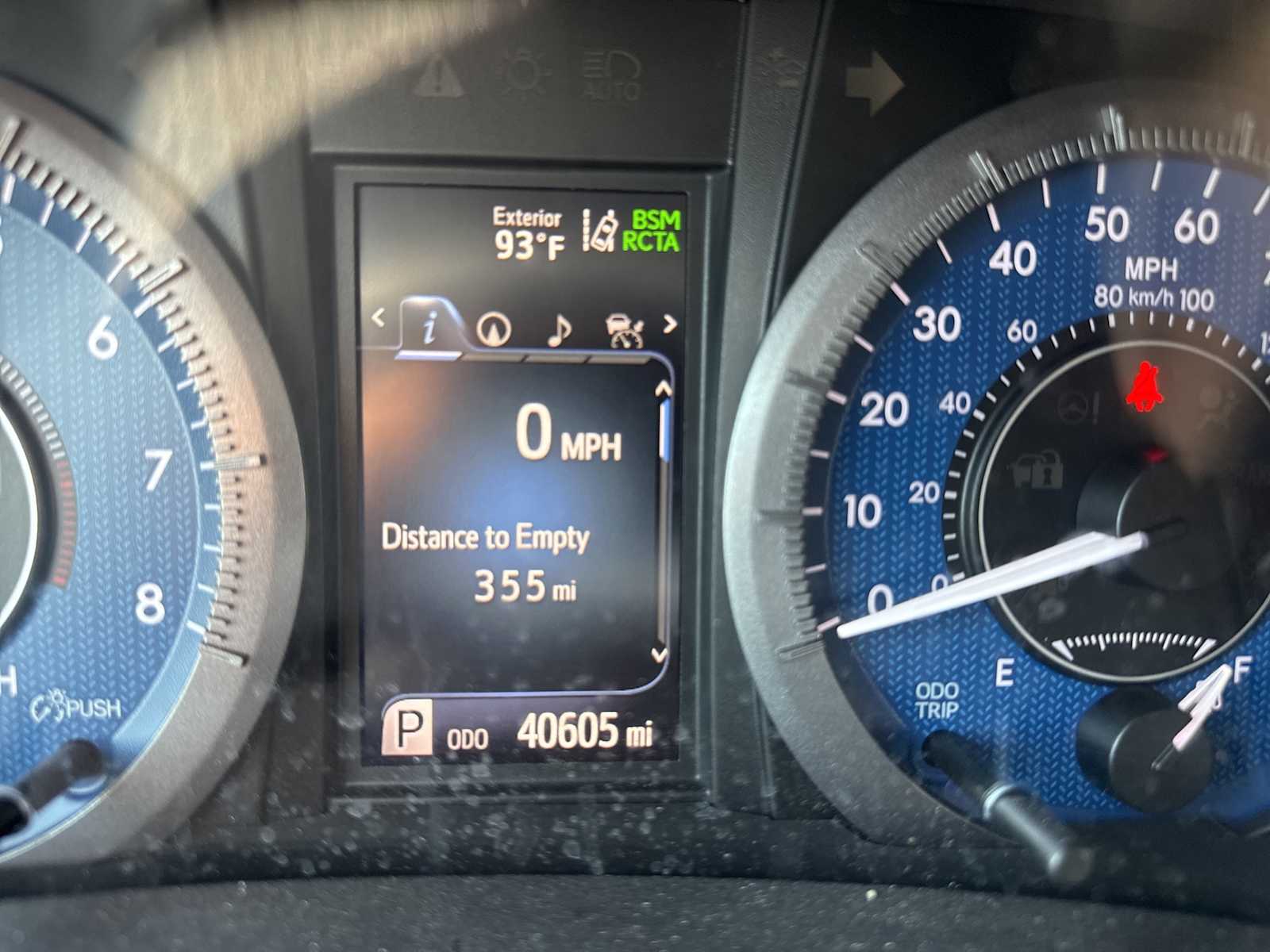 Thumbnail: 2020 Toyota Sienna - 10