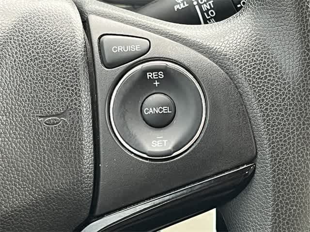 Thumbnail: 2016 Honda HR-V - 23