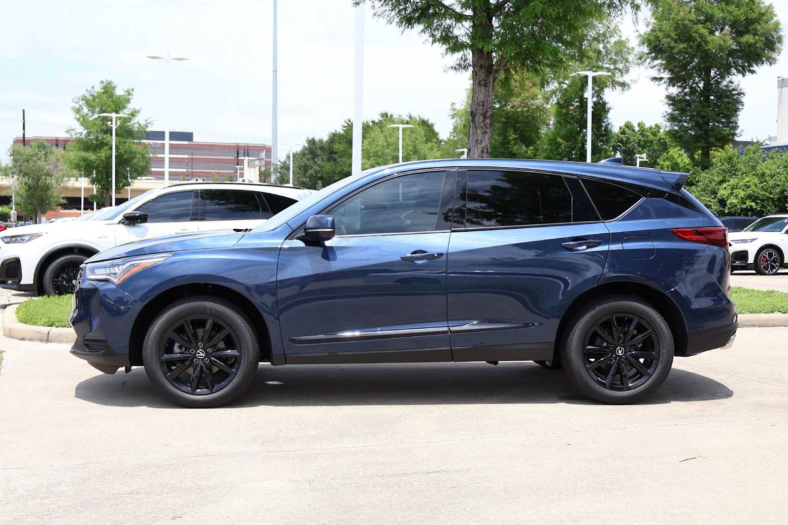 Thumbnail: 2026 Acura RDX - 3
