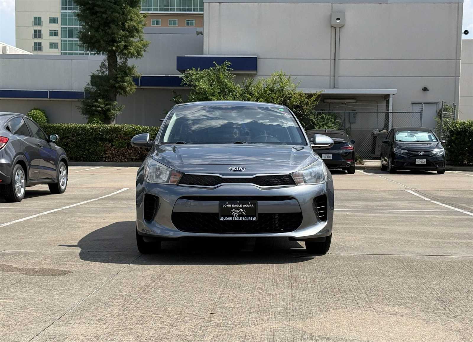 Thumbnail: 2020 Kia Rio - 6