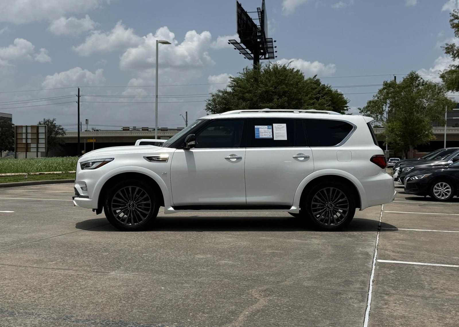 Thumbnail: 2020 INFINITI QX80 - 3