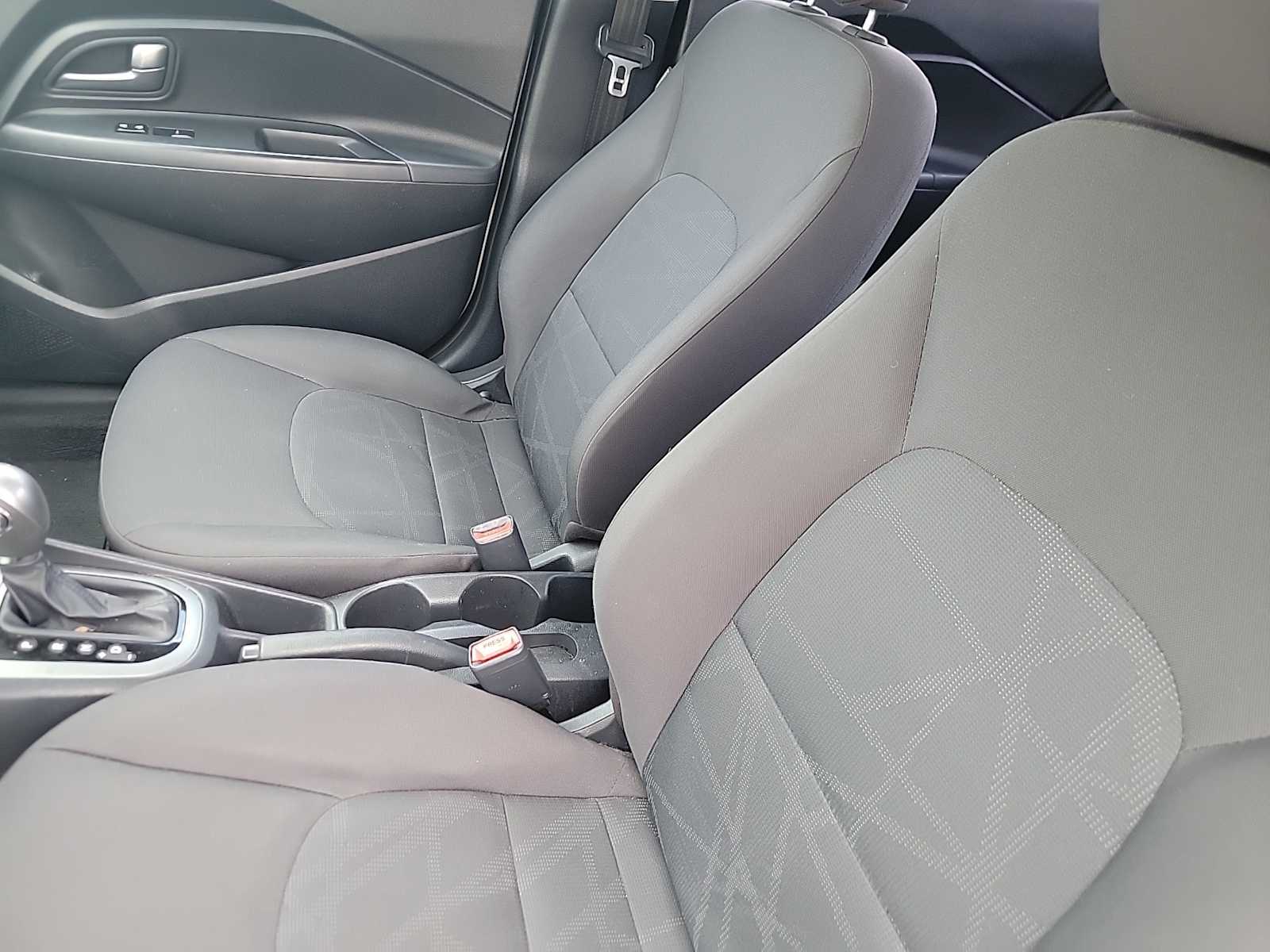 Thumbnail: 2013 Kia Rio - 7