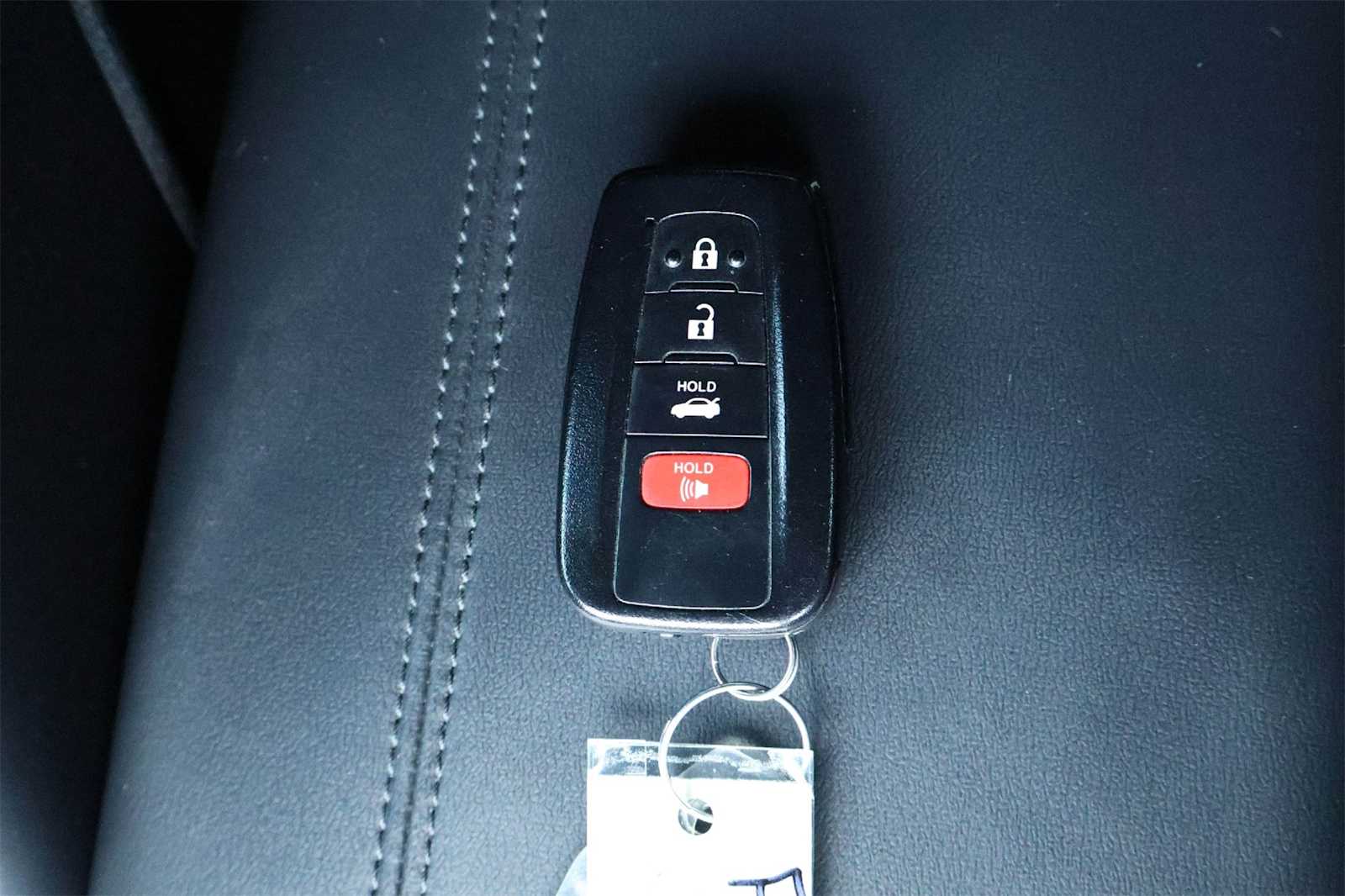 Thumbnail: 2021 Toyota Avalon - 20