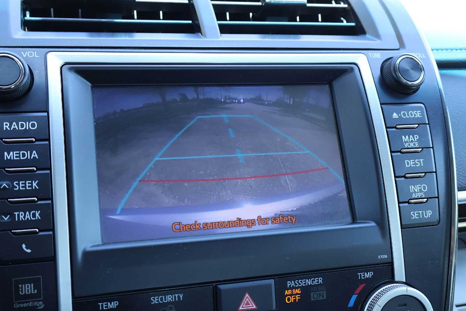 Thumbnail: 2013 Toyota Camry - 27