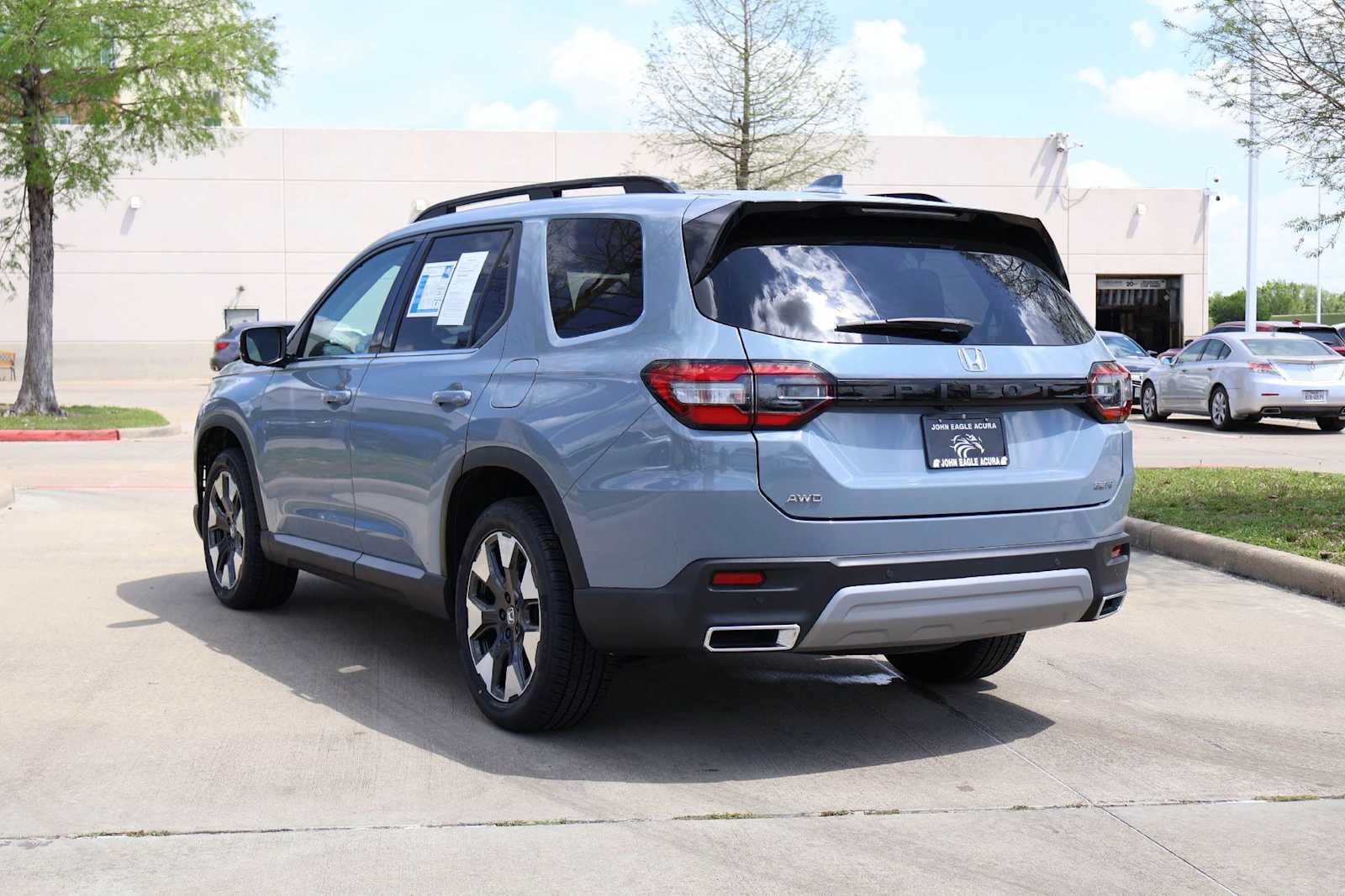 Thumbnail: 2024 Honda Pilot - 4