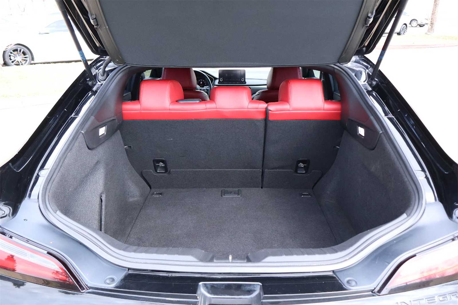 Thumbnail: 2023 Acura Integra - 19