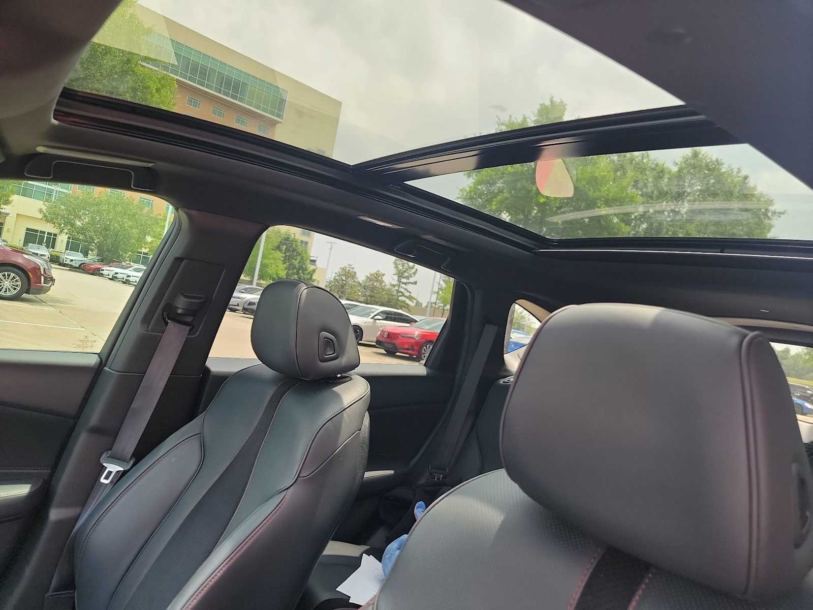 Thumbnail: 2023 Acura RDX - 8