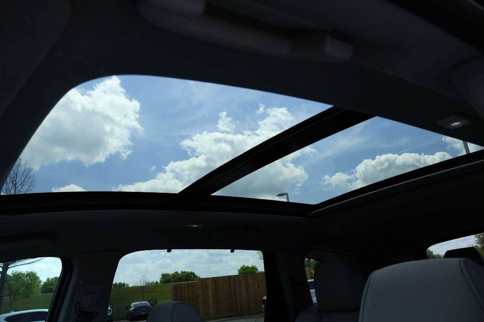 Thumbnail: 2023 Acura MDX - 29