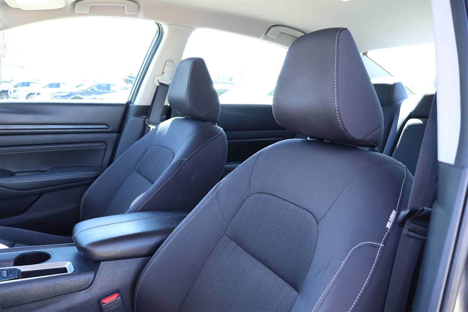 Thumbnail: 2020 Nissan Altima - 11