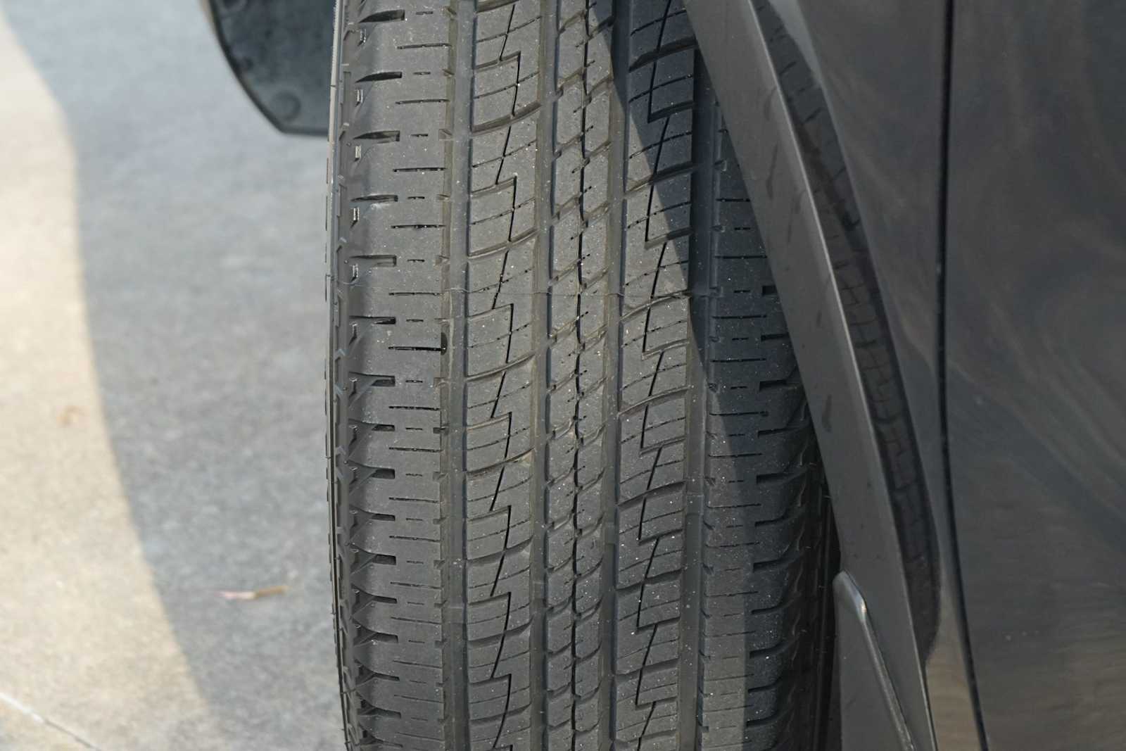 Thumbnail: 2023 Kia Sorento - 29