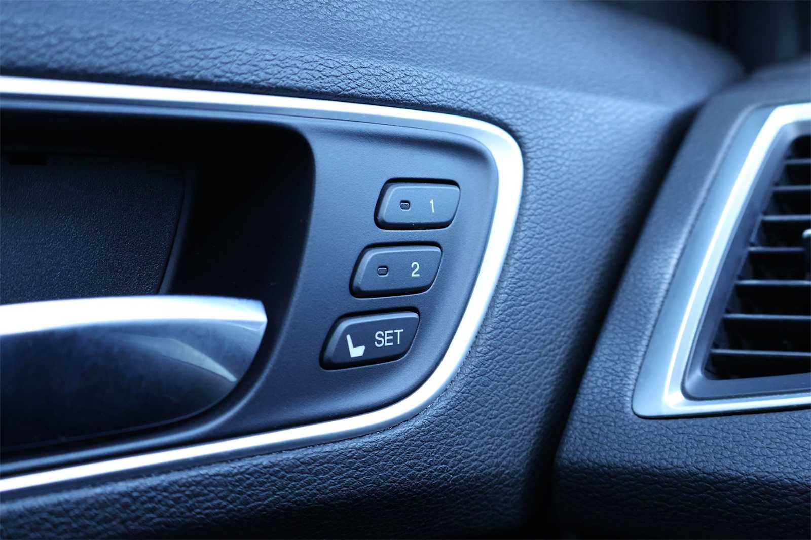 Thumbnail: 2018 Acura TLX - 25