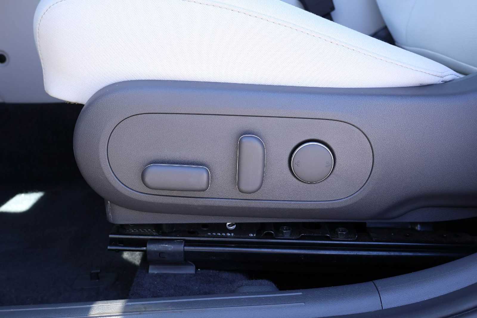 Thumbnail: 2025 Hyundai Kona - 24