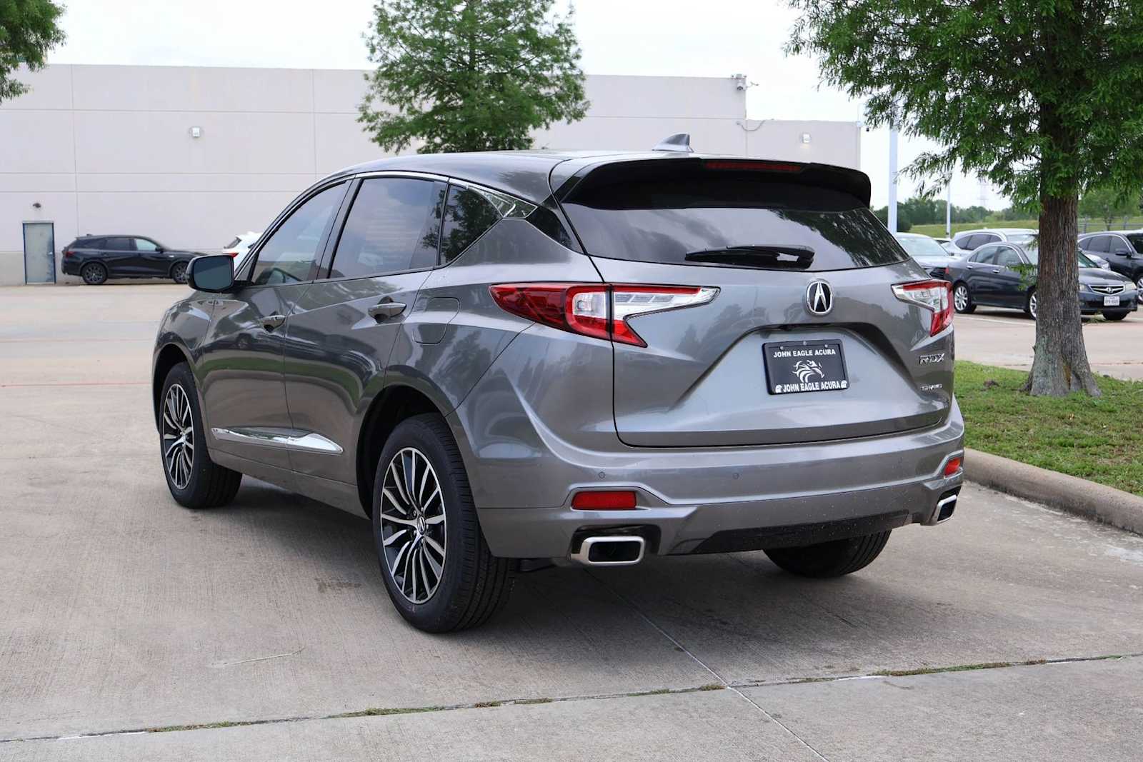Thumbnail: 2026 Acura RDX - 4