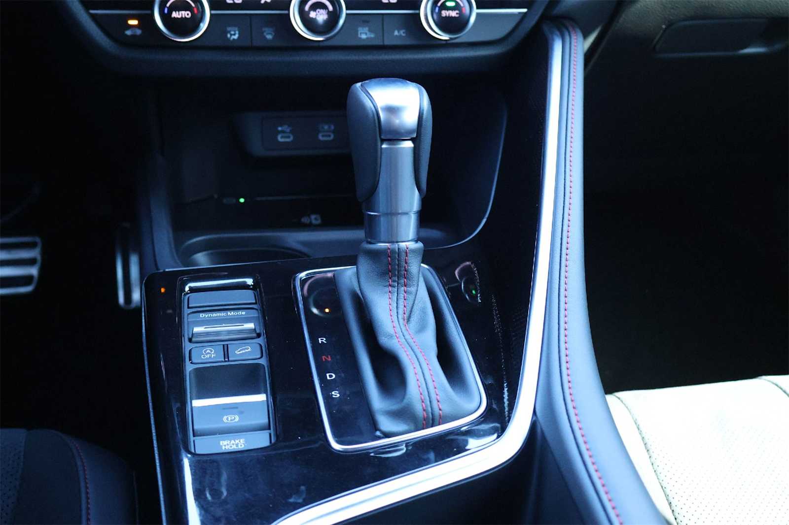 Thumbnail: 2025 Acura ADX - 17