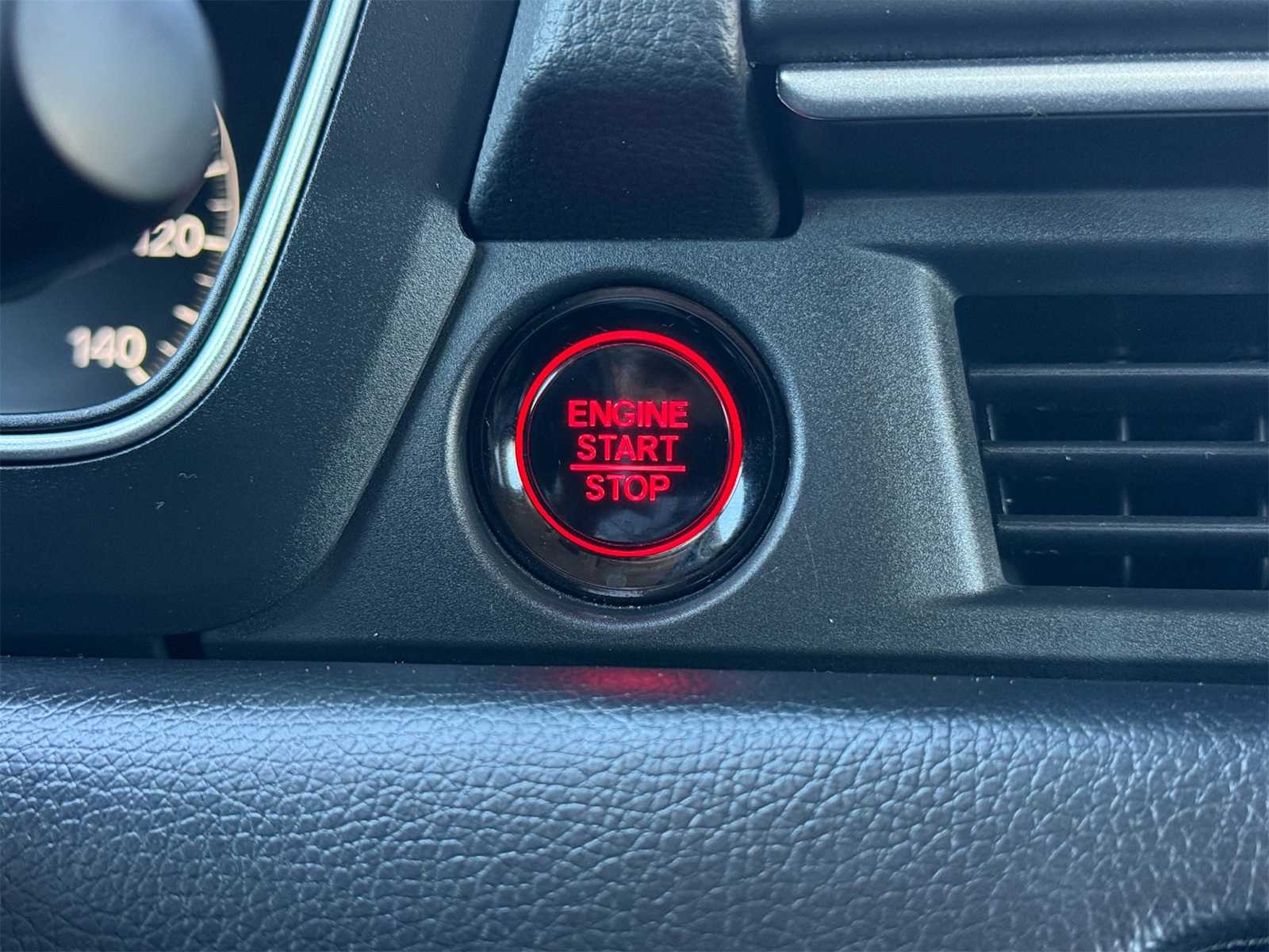 Thumbnail: 2023 Honda Pilot - 26