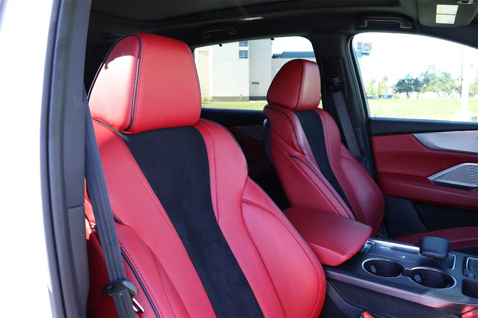 Thumbnail: 2024 Acura MDX - 14