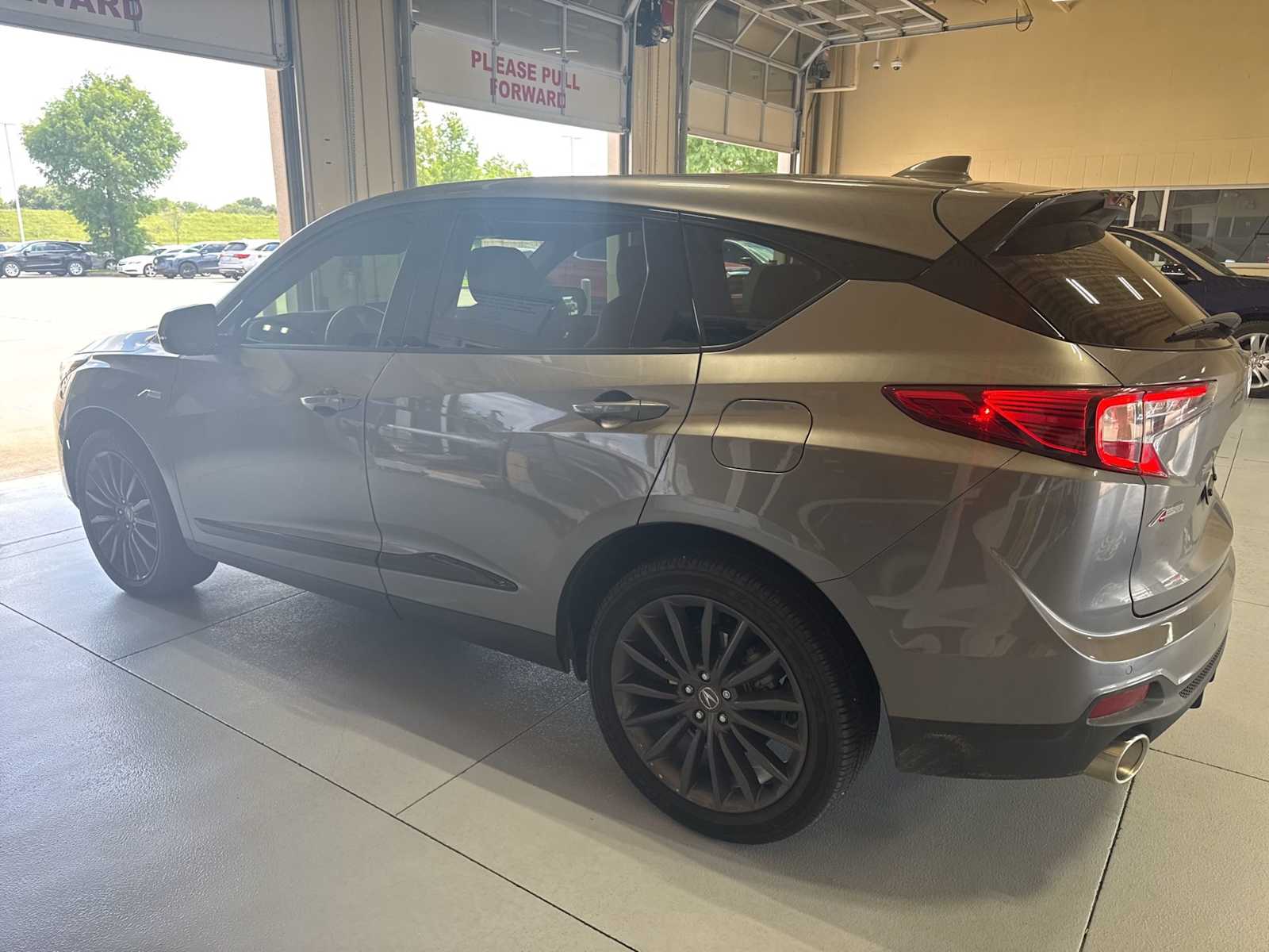 Thumbnail: 2024 Acura RDX - 5