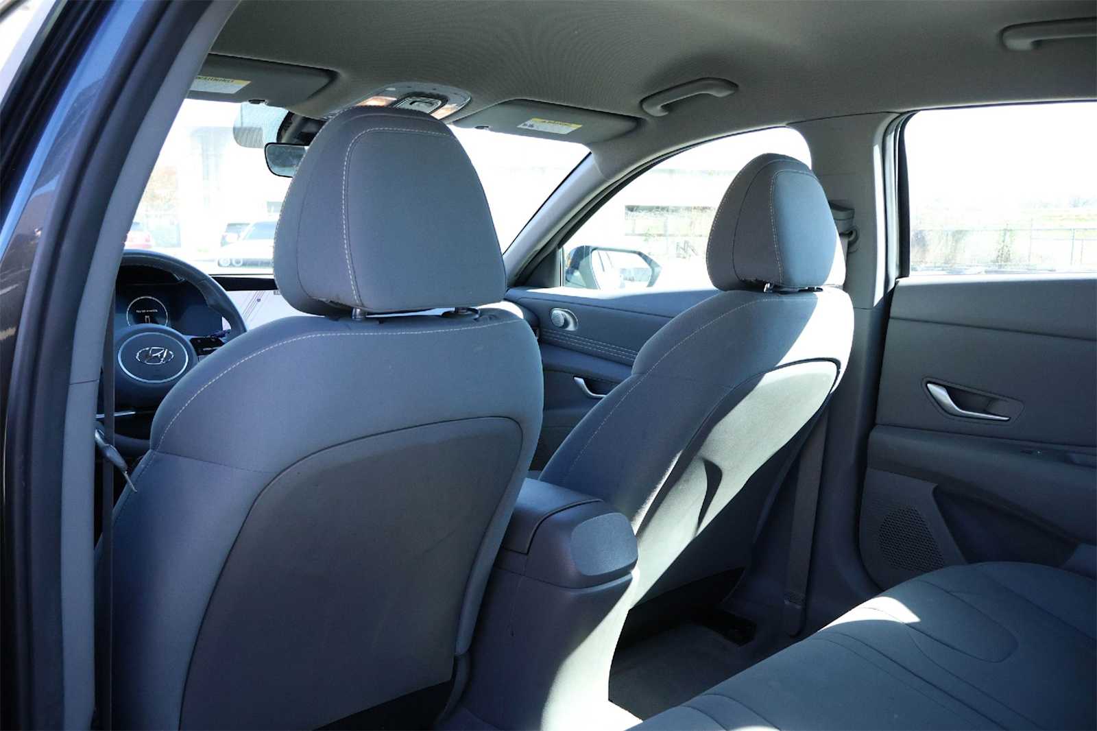 Thumbnail: 2023 Hyundai Elantra - 12