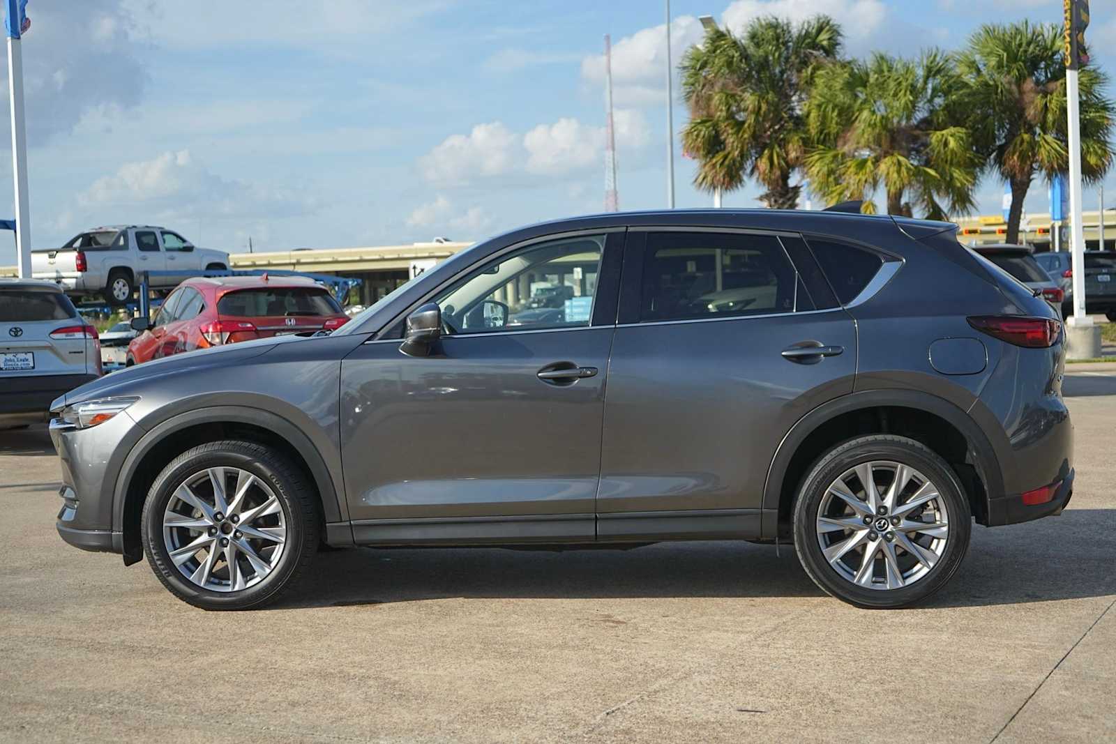 Thumbnail: 2021 Mazda CX-5 - 2