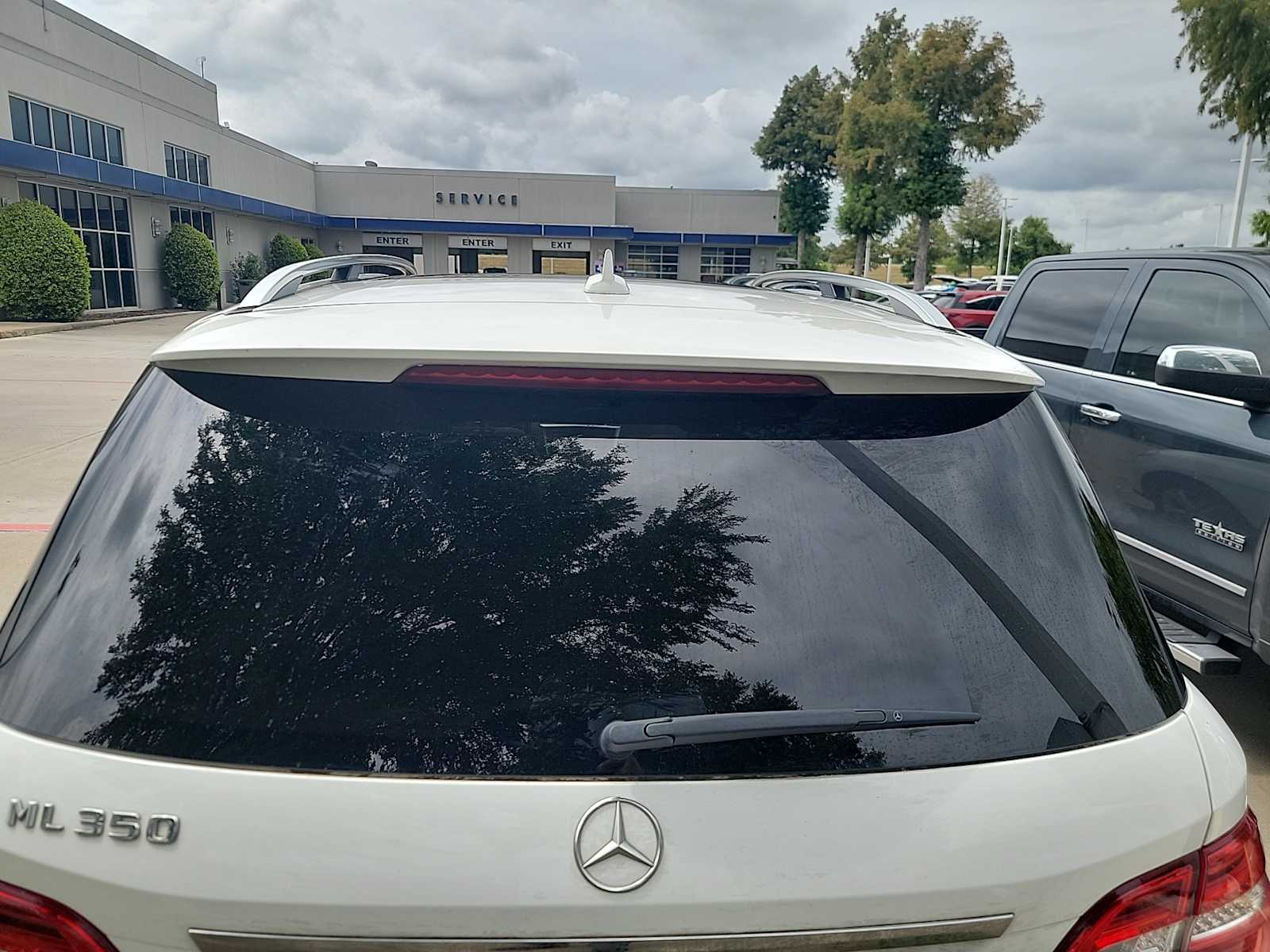 Thumbnail: 2015 Mercedes-Benz M-Class - 5