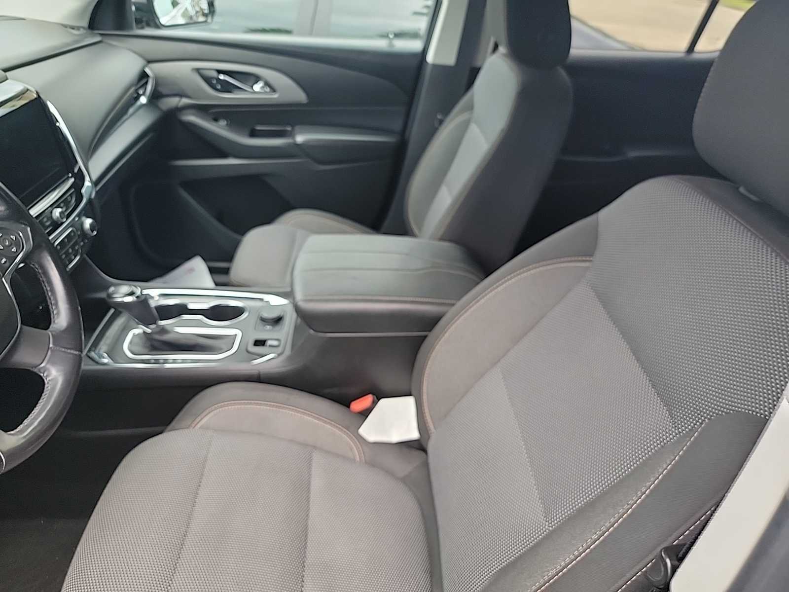 Thumbnail: 2018 Chevrolet Traverse - 7
