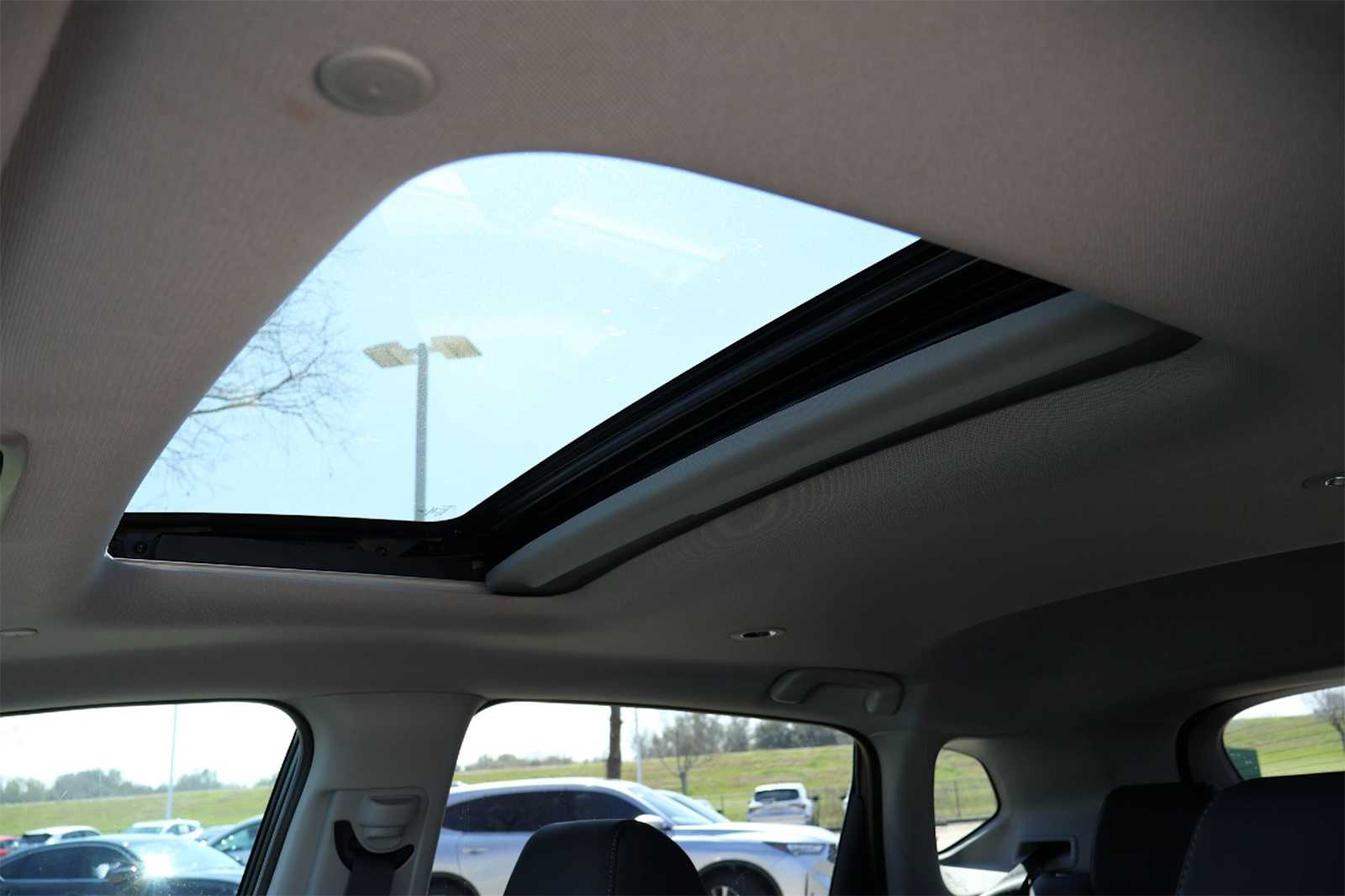 Thumbnail: 2025 Acura ADX - 29