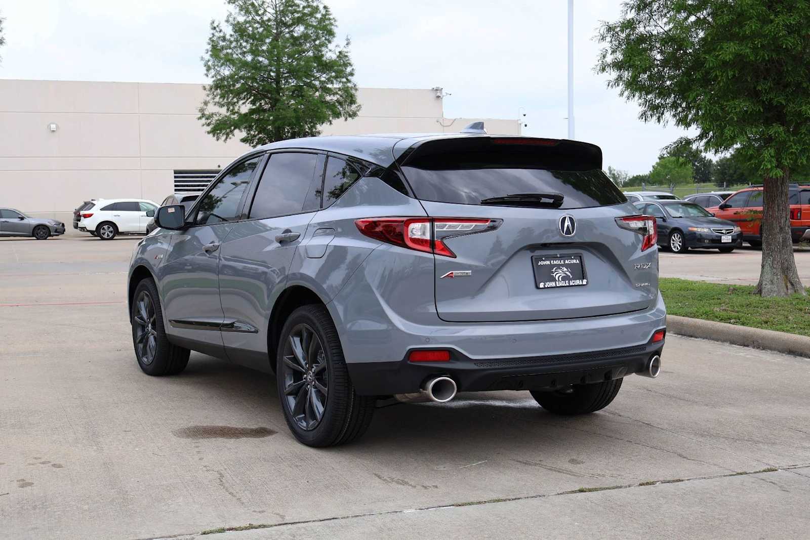 Thumbnail: 2026 Acura RDX - 4