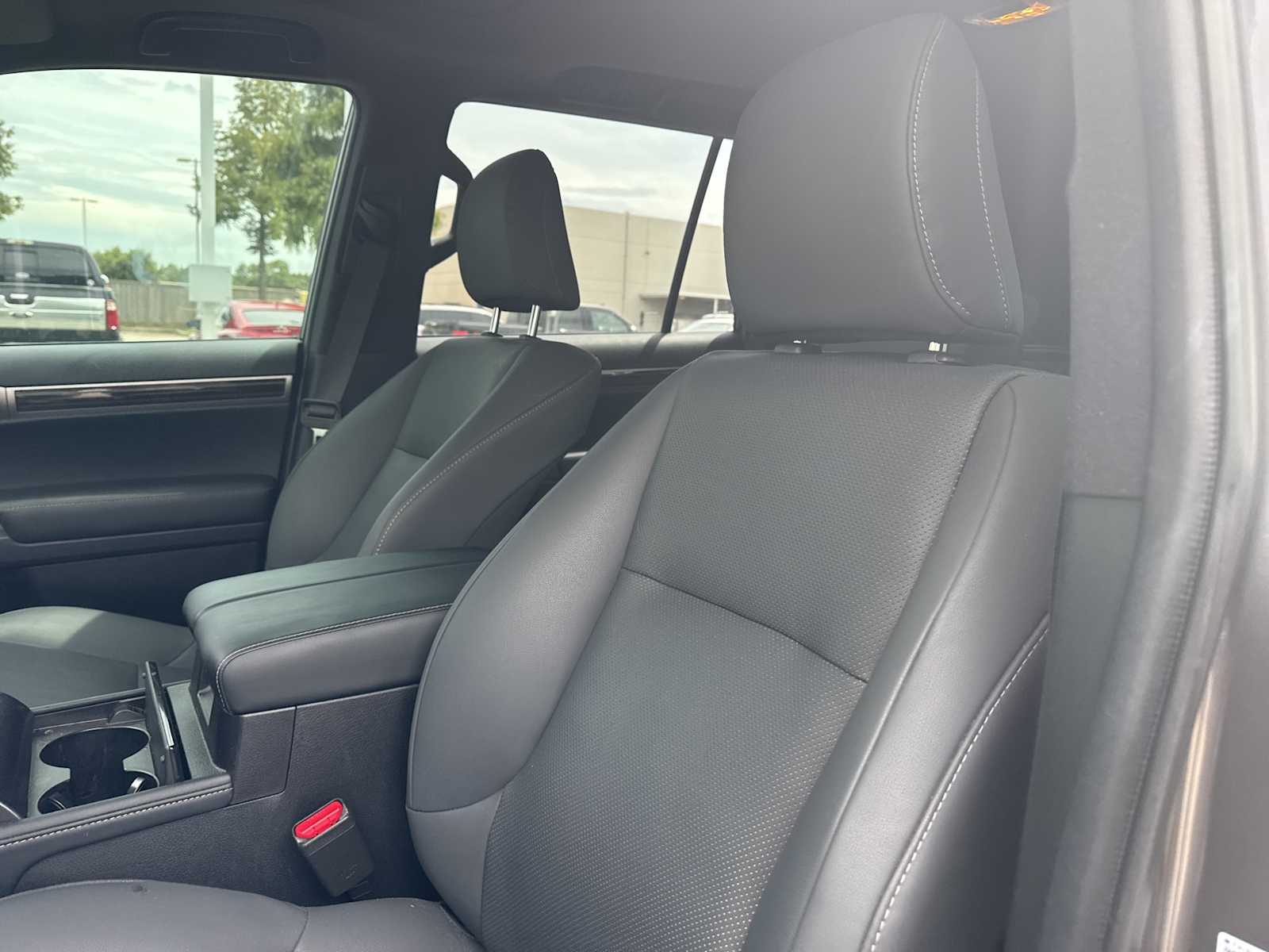 Thumbnail: 2023 Lexus GX - 9