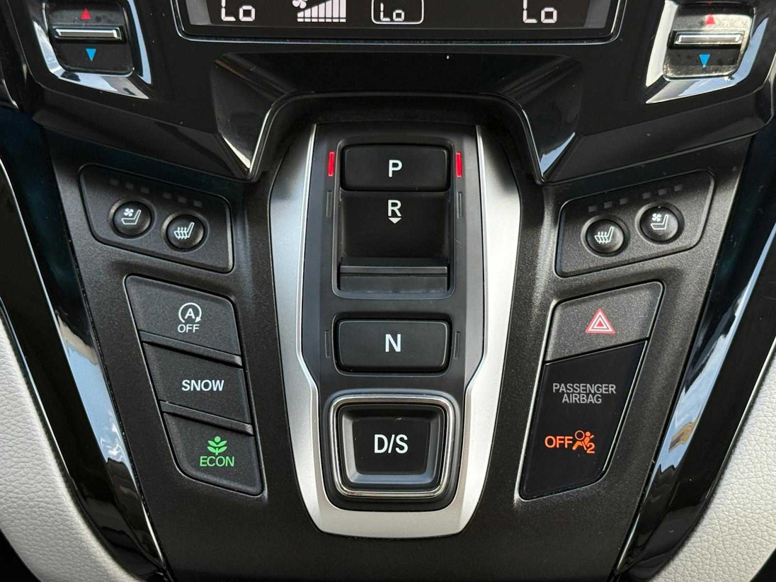 Thumbnail: 2023 Honda Odyssey - 17