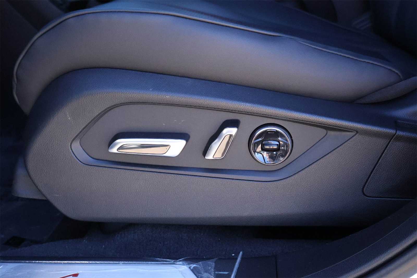 Thumbnail: 2026 Acura RDX - 24