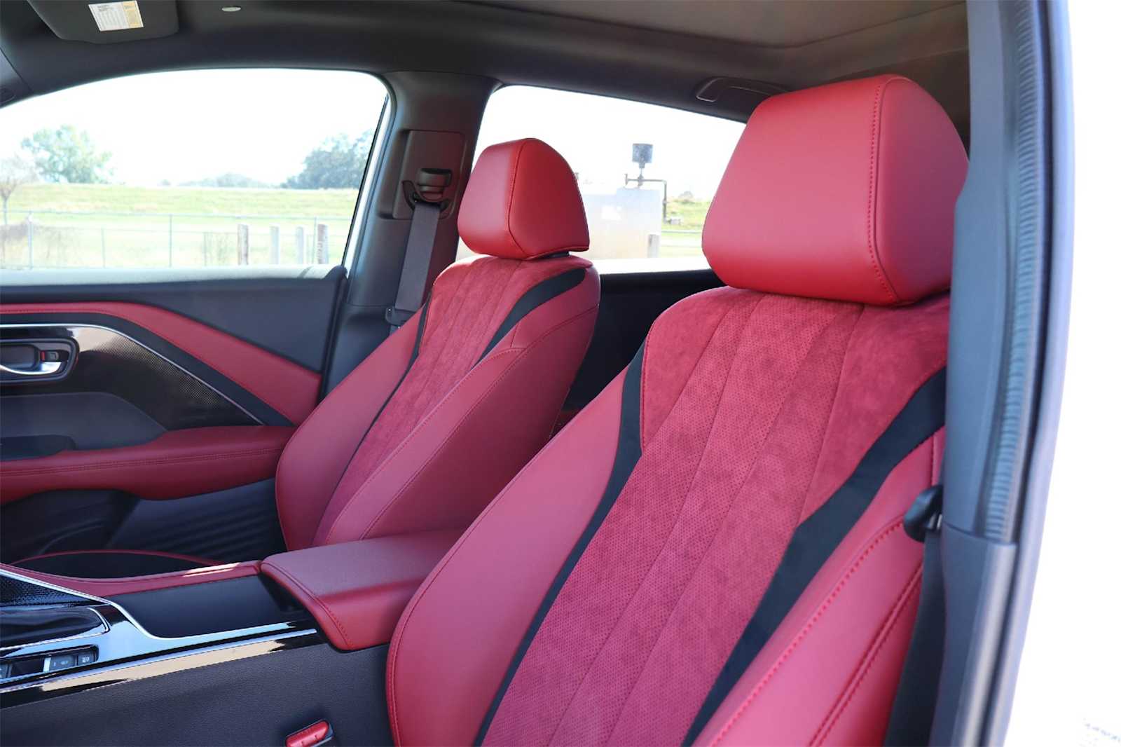 Thumbnail: 2025 Acura ADX - 11