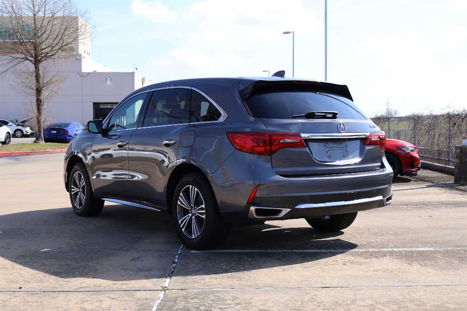 Thumbnail: 2018 Acura MDX - 4