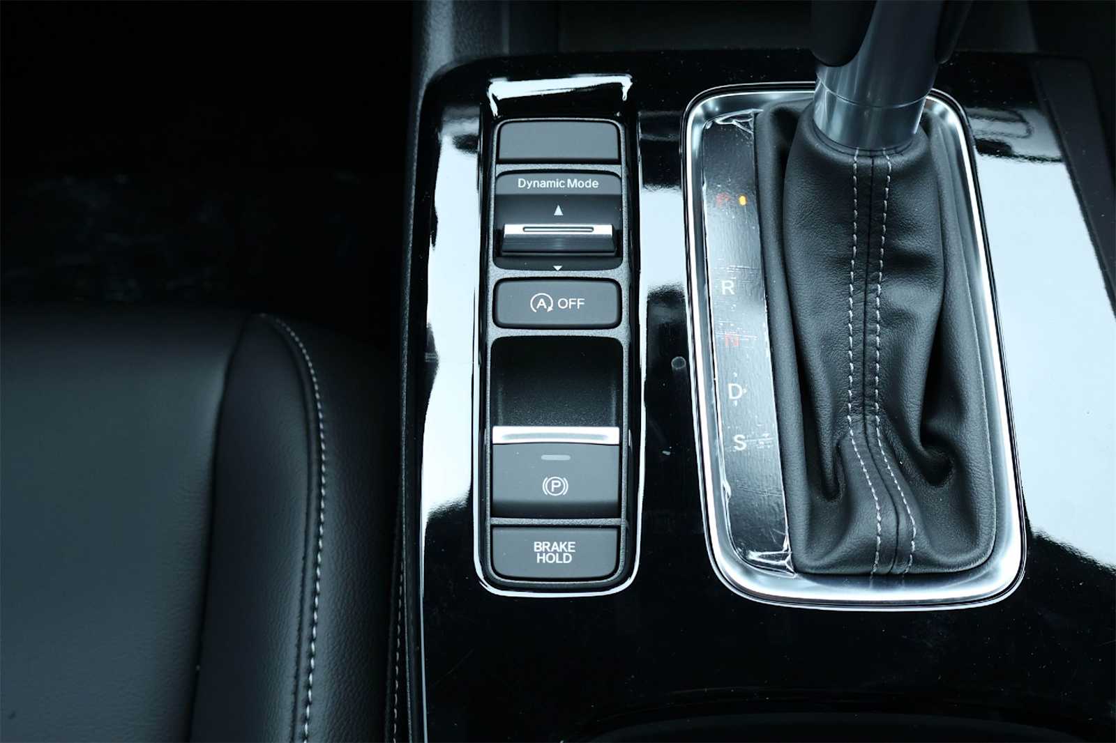 Thumbnail: 2025 Acura Integra - 25