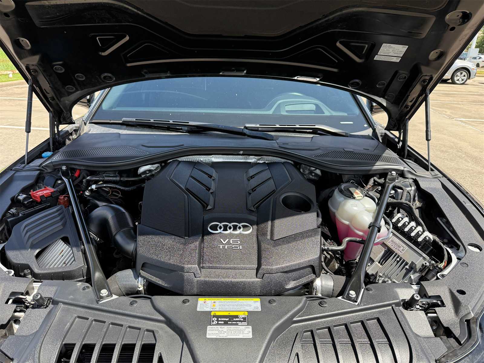 Thumbnail: 2019 Audi A8 - 9
