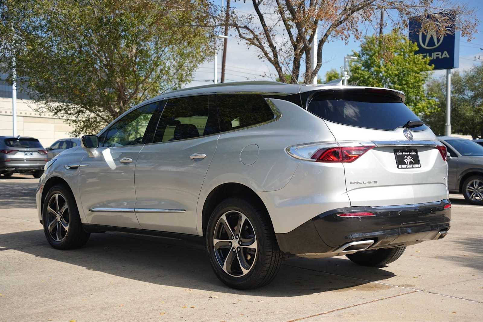 Thumbnail: 2022 Buick Enclave - 4