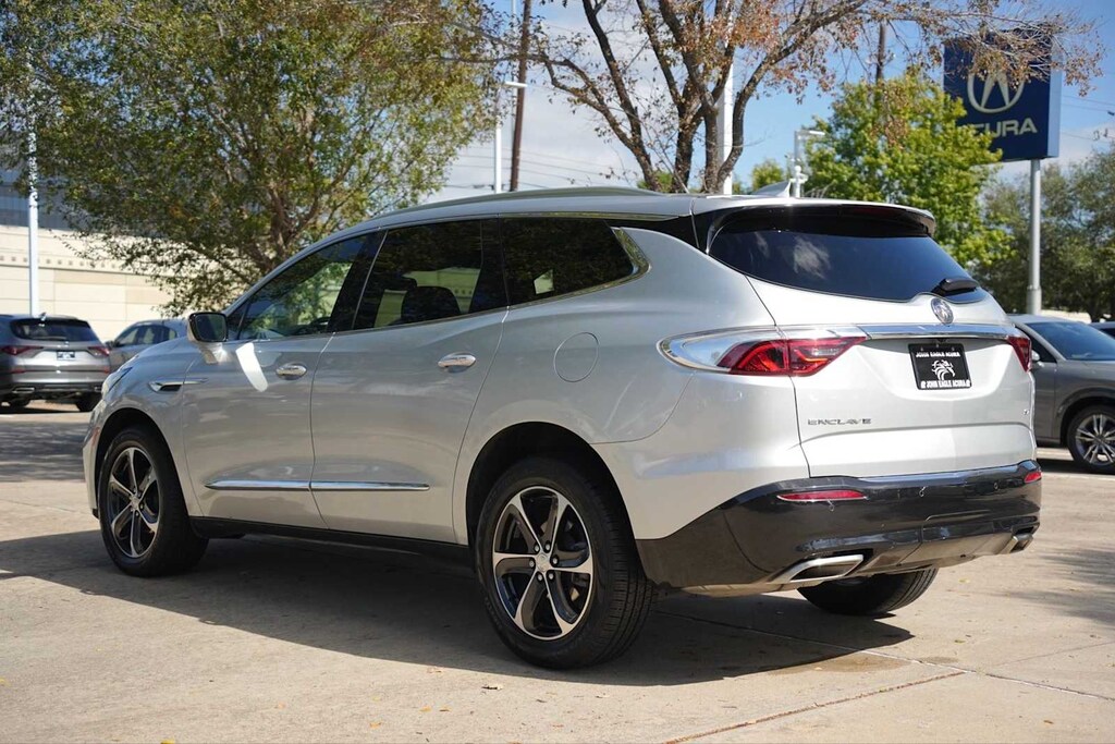 Used 2022 Buick Enclave Essence SUV