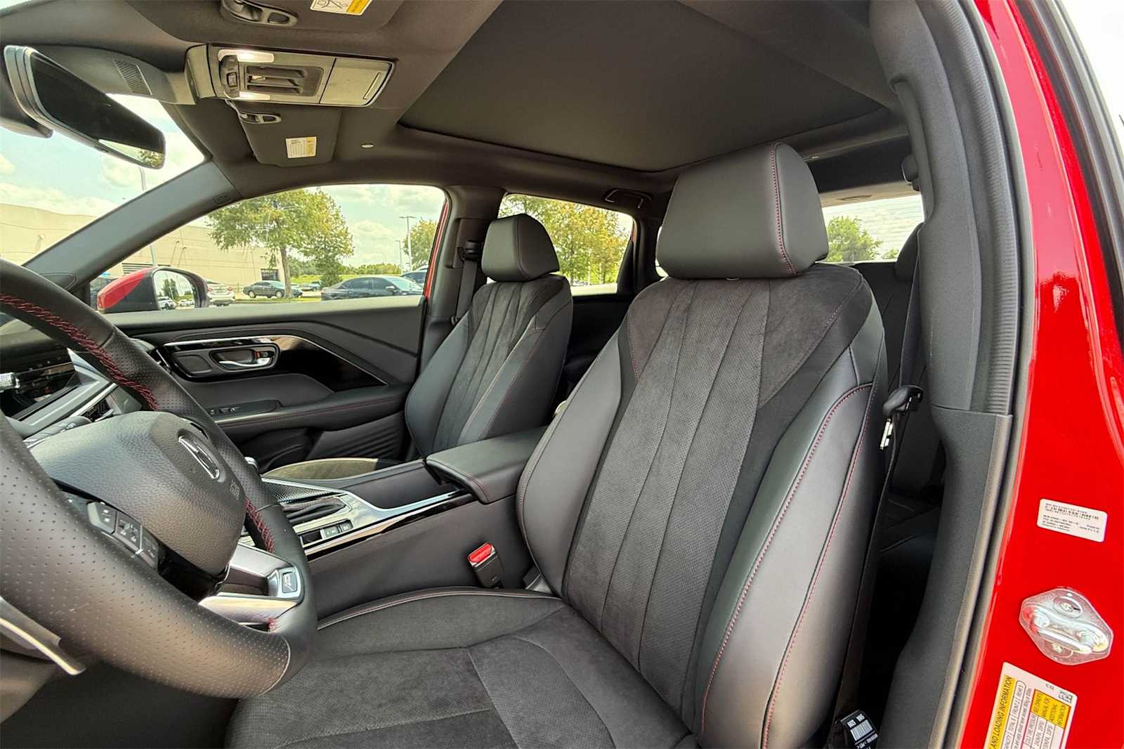 Thumbnail: 2025 Acura ADX - 11