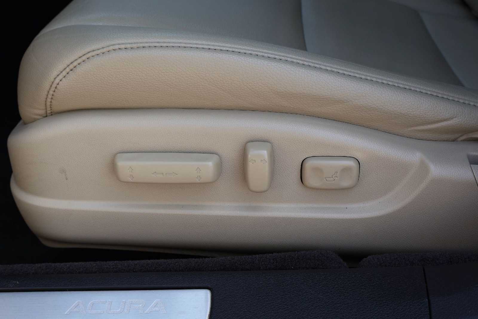 Thumbnail: 2018 Acura TLX - 24