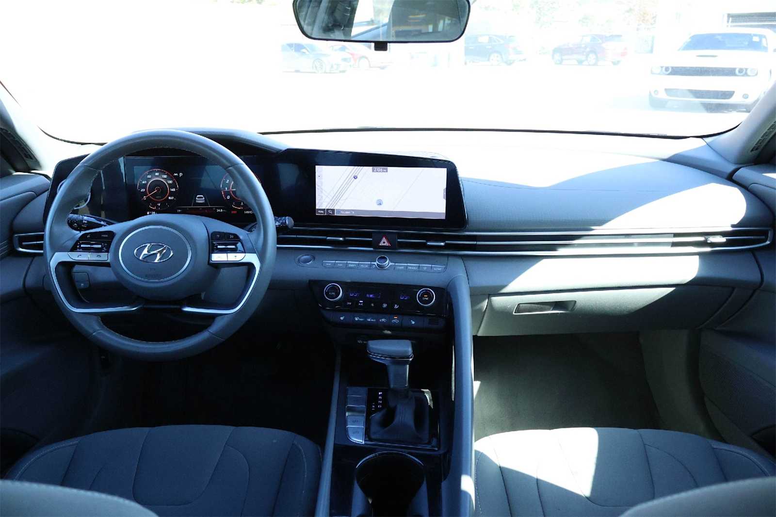 Thumbnail: 2023 Hyundai Elantra - 10