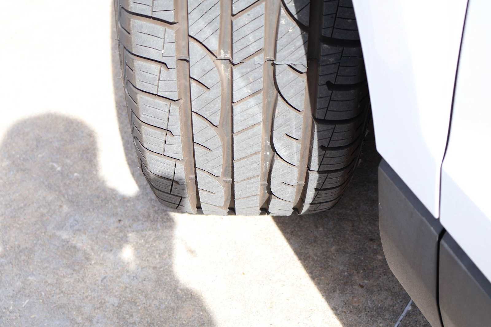 Thumbnail: 2024 Ford Edge - 30