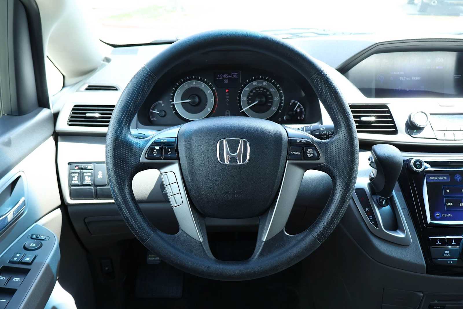 Thumbnail: 2016 Honda Odyssey - 15