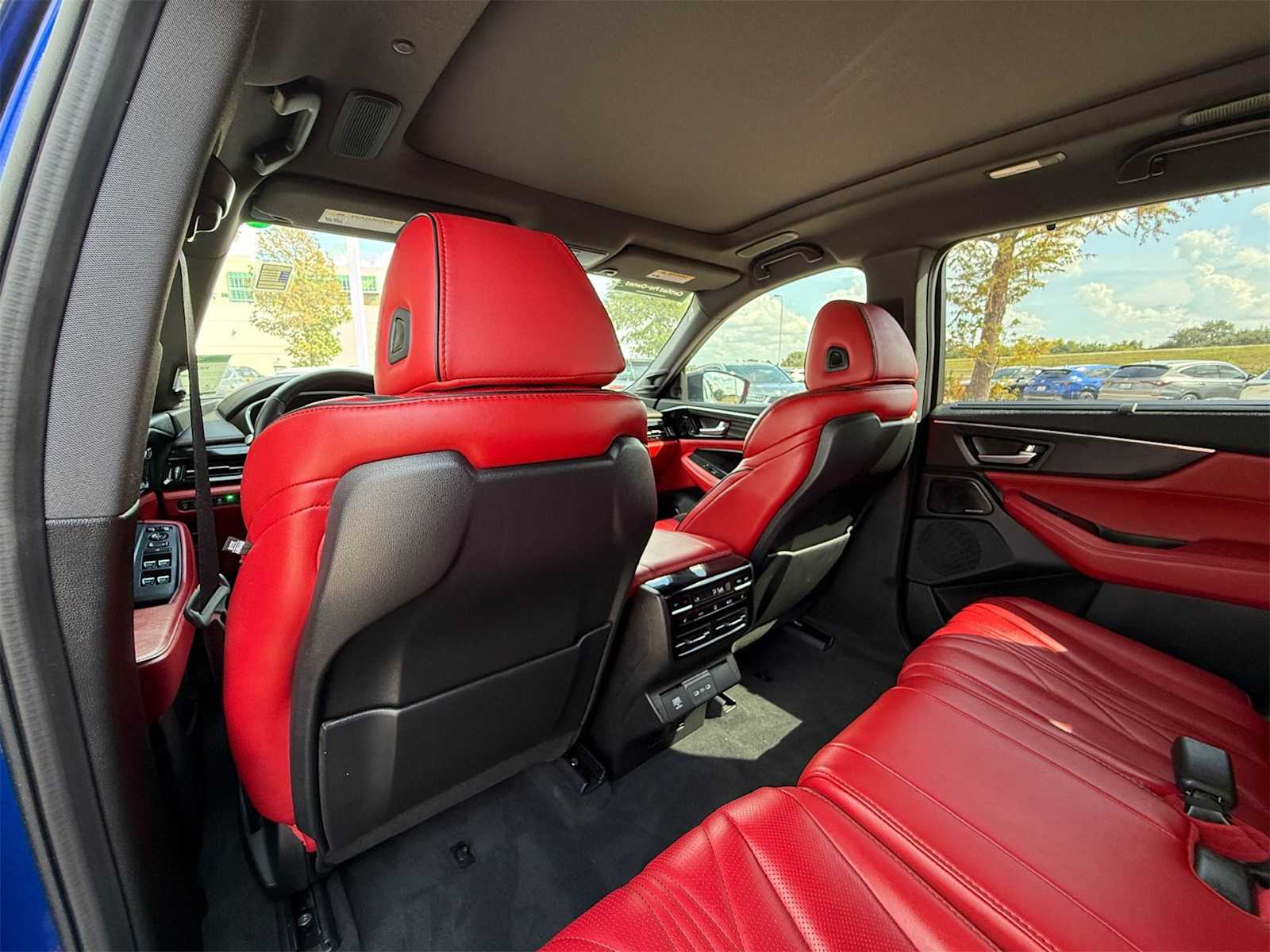 Thumbnail: 2025 Acura MDX - 12