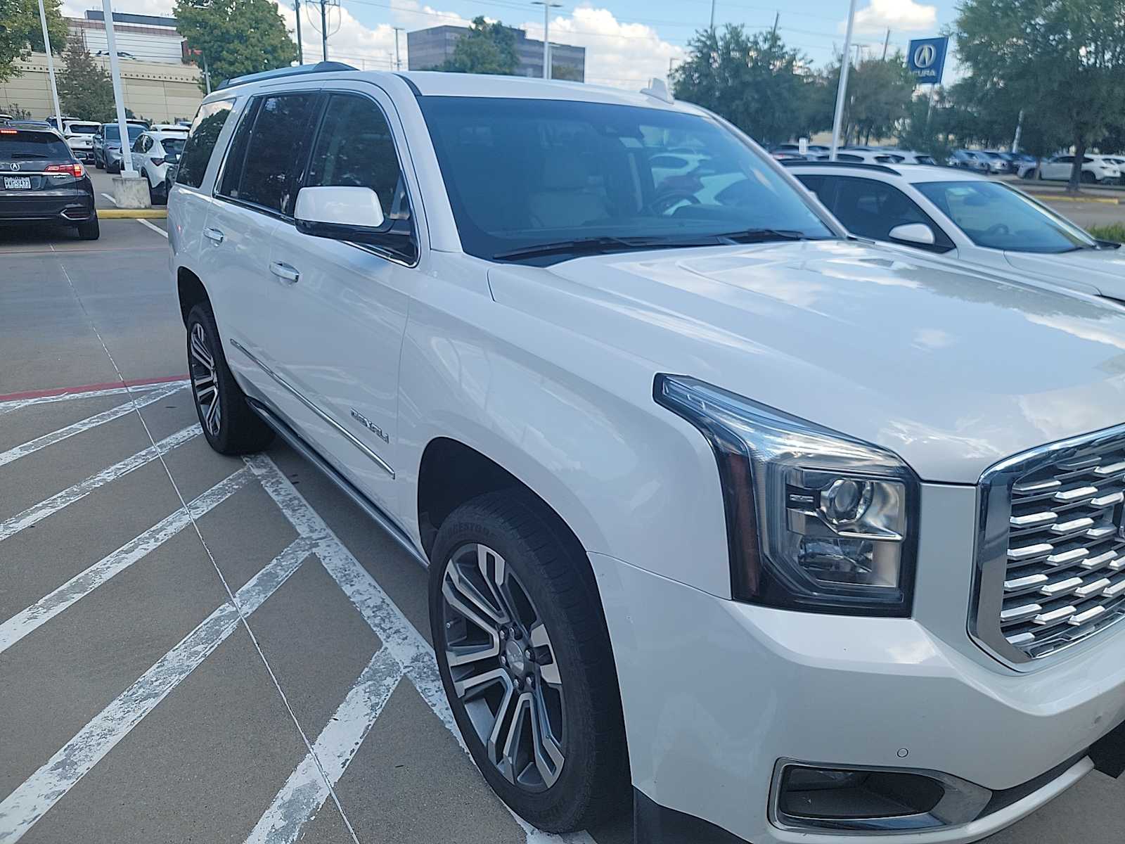 Thumbnail: 2019 GMC Yukon - 3