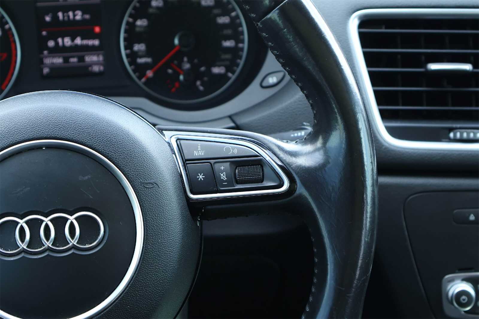 Thumbnail: 2015 Audi Q3 - 23