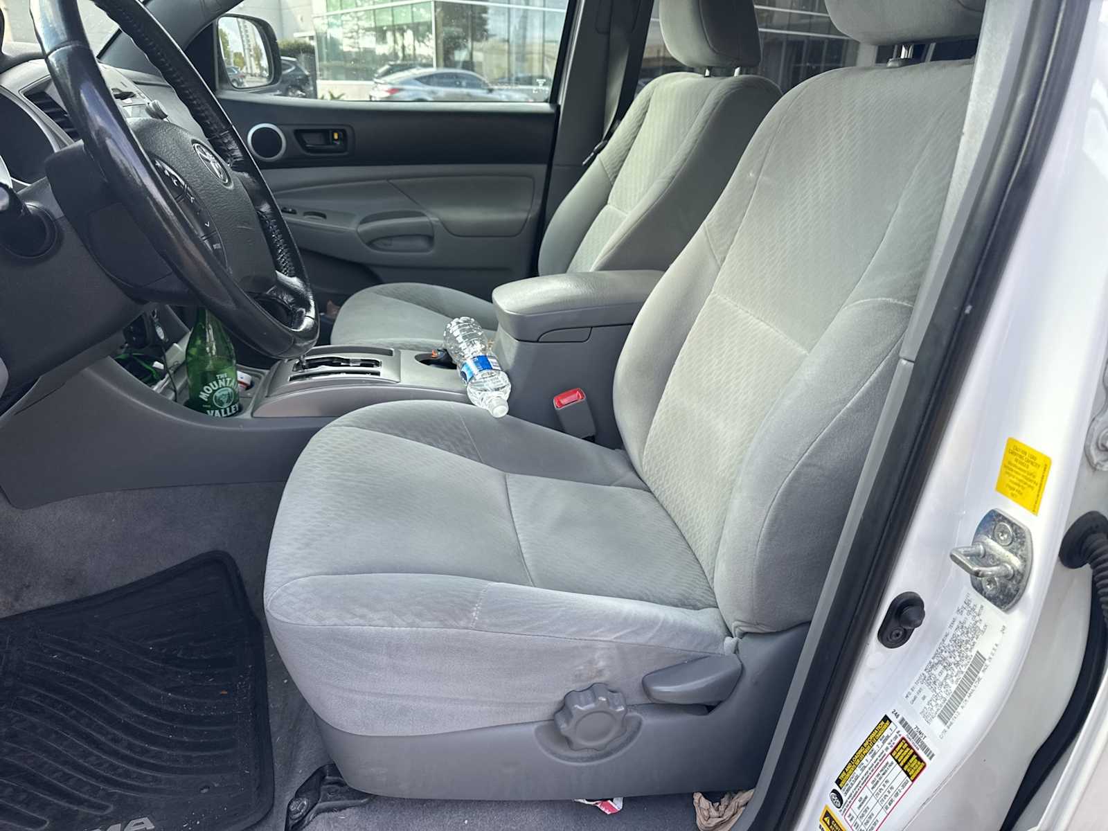 Thumbnail: 2011 Toyota Tacoma - 6