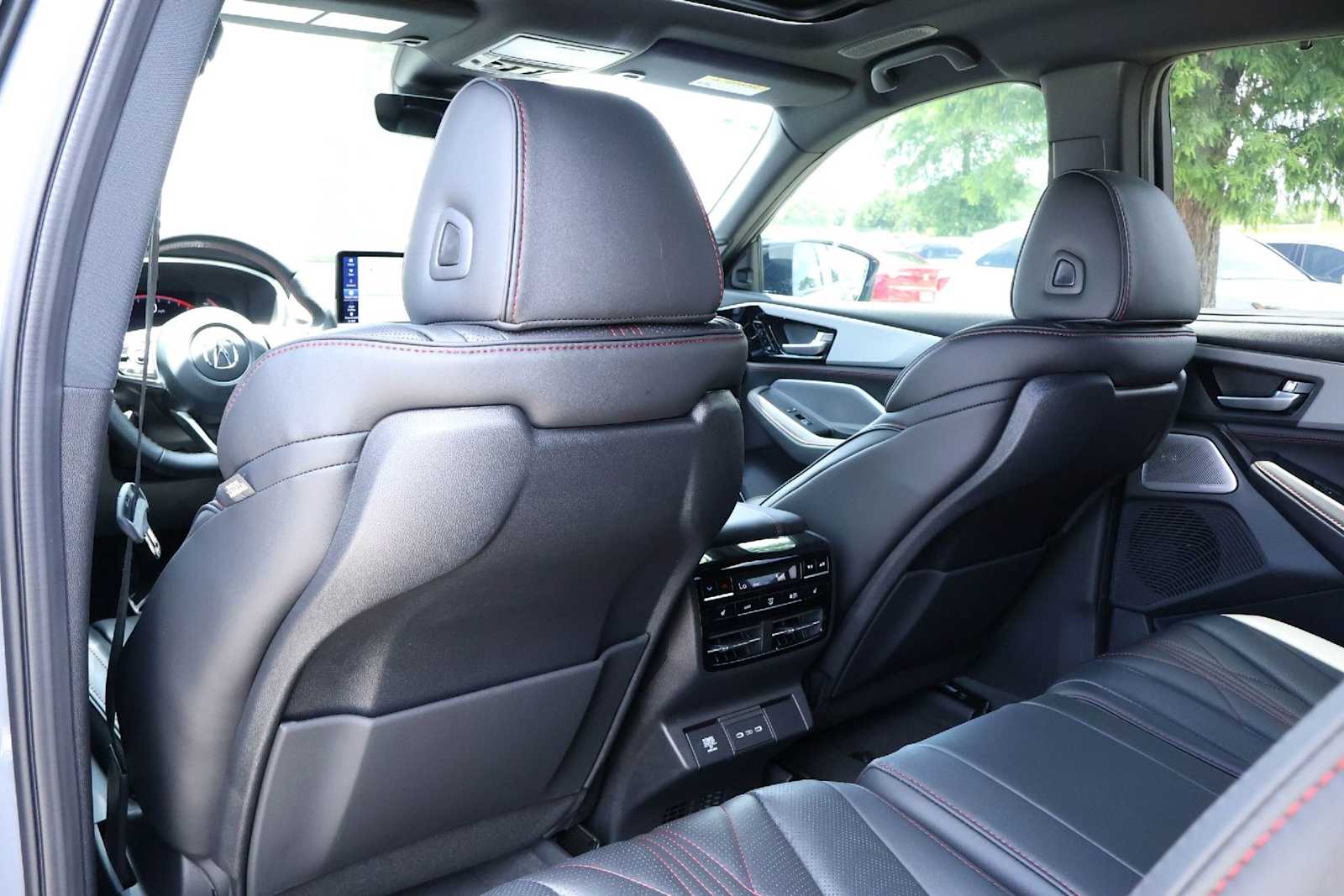 Thumbnail: 2026 Acura MDX - 12