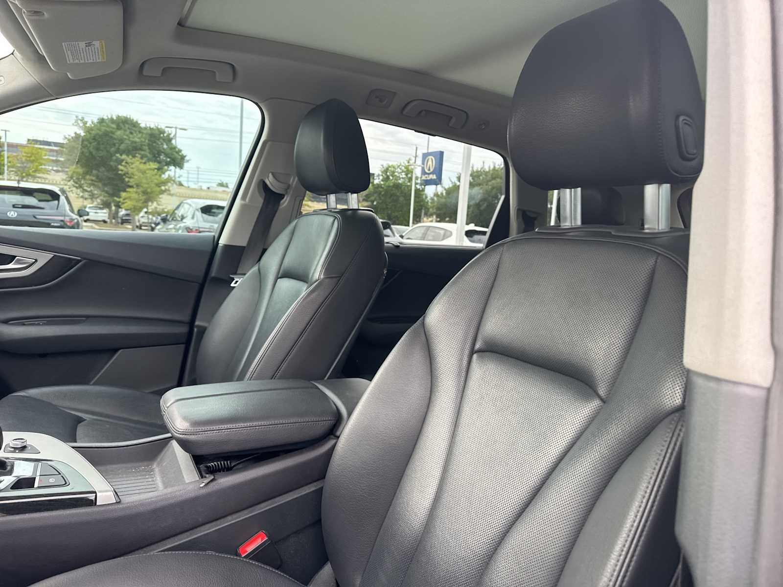 Thumbnail: 2019 Audi Q7 - 11