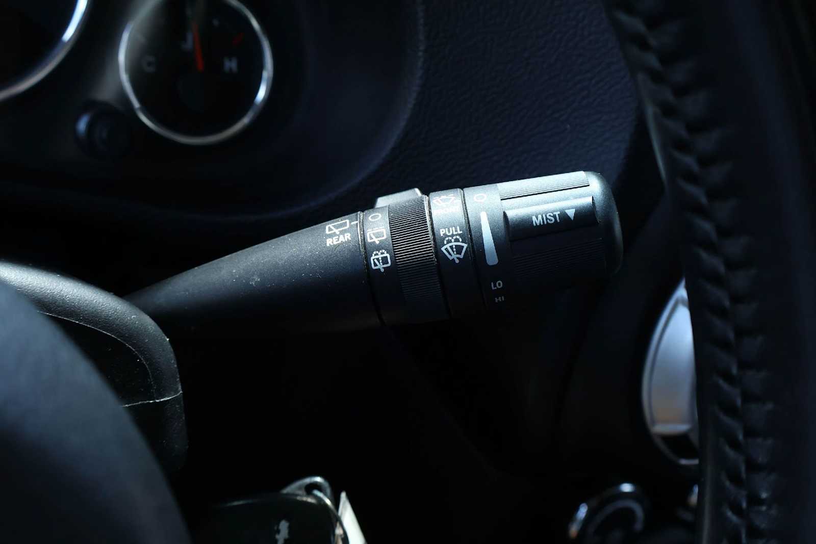 Thumbnail: 2012 Jeep Wrangler - 29