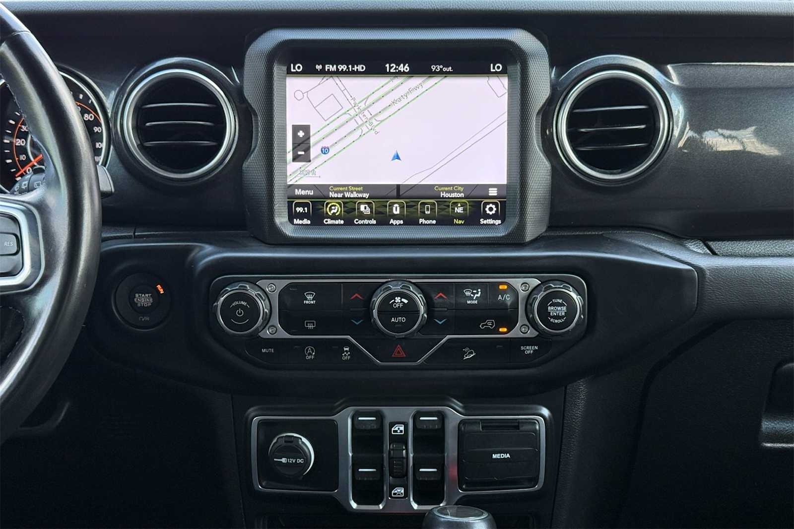 Thumbnail: 2021 Jeep Wrangler - 16